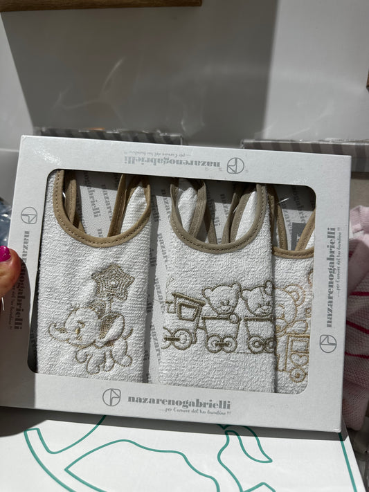 Set di bavetti